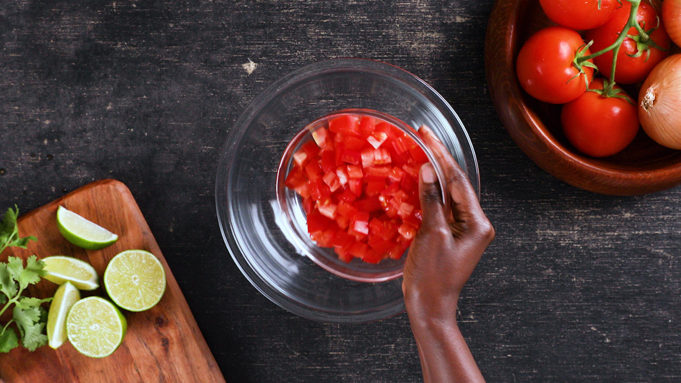 29 CHIPOTLE CHICKEN TACOS WITH SALSA_11