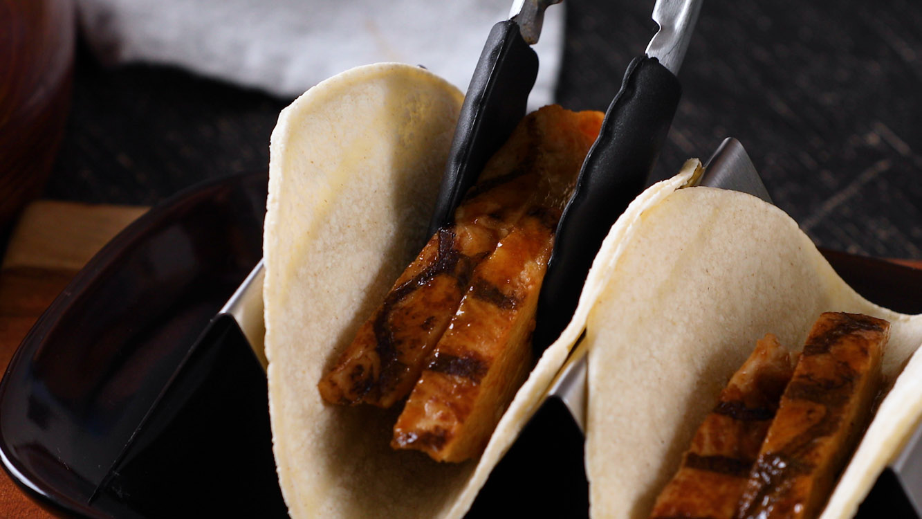 29 CHIPOTLE CHICKEN TACOS WITH SALSA_17