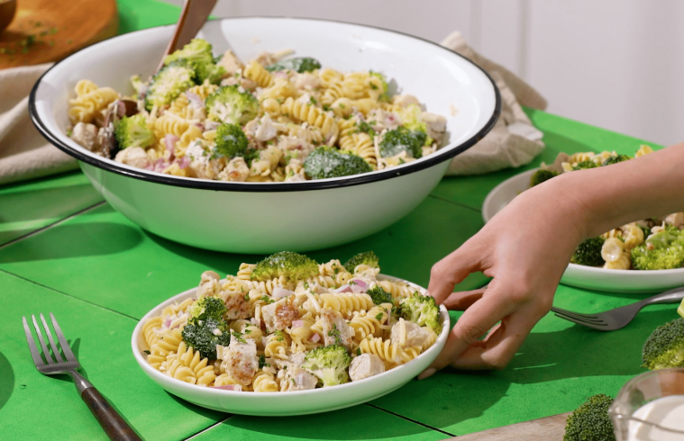 Chicken-Broccoli-and-Ranch-Salad-11-759x490